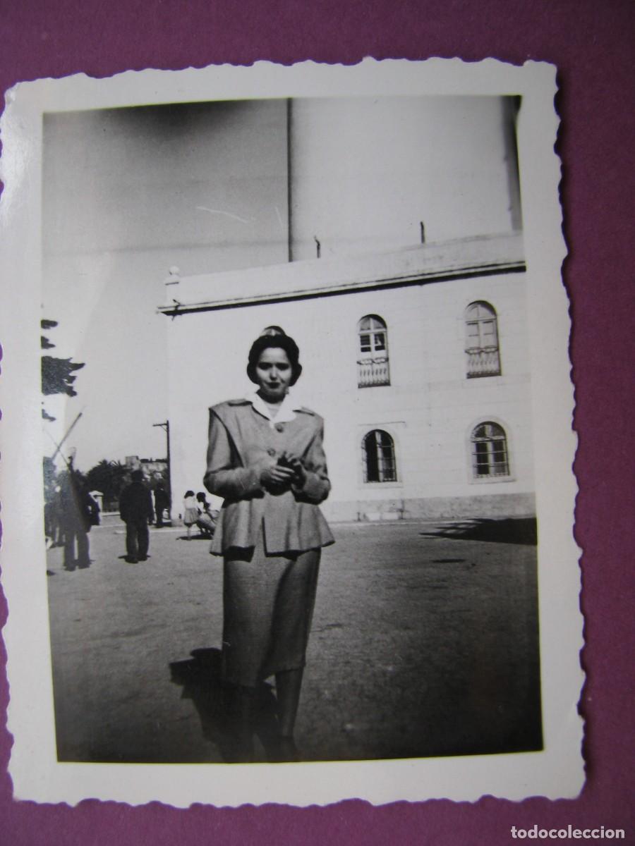 Antique Photography: PEQUE&Ntilde;A FOTO DE MALAGA, PUERTO, FAROLA. FINALES DE LOS A&Ntilde;OS 1940 PRINCIPIO 1950. 6,5X5 CM