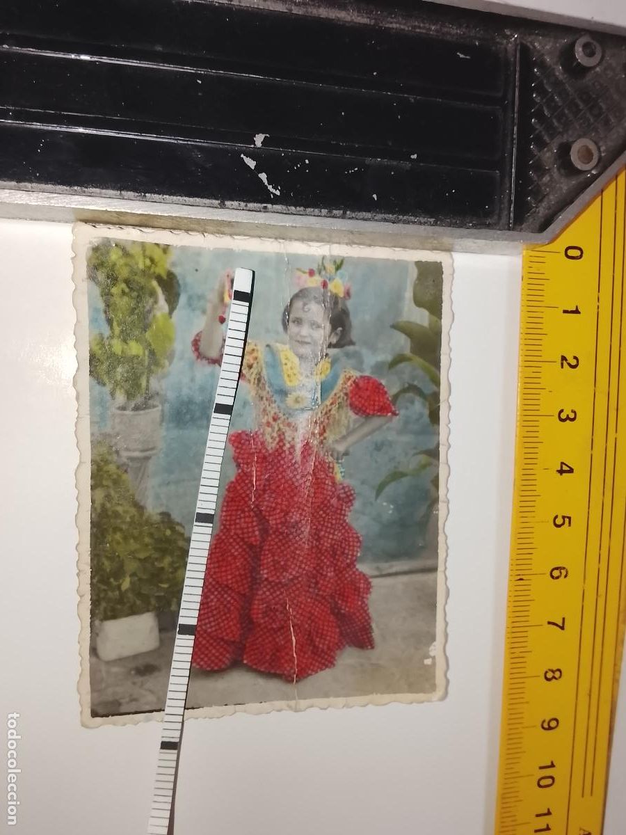 Fotograf&iacute;a antigua: FOTOGRAFIA ANTIGUA FAMILIA VEJER - UBRIQUE - CADIZ - TRAJE GITANA FLAMENCA FOTO COLOREADA NI&Ntilde;A