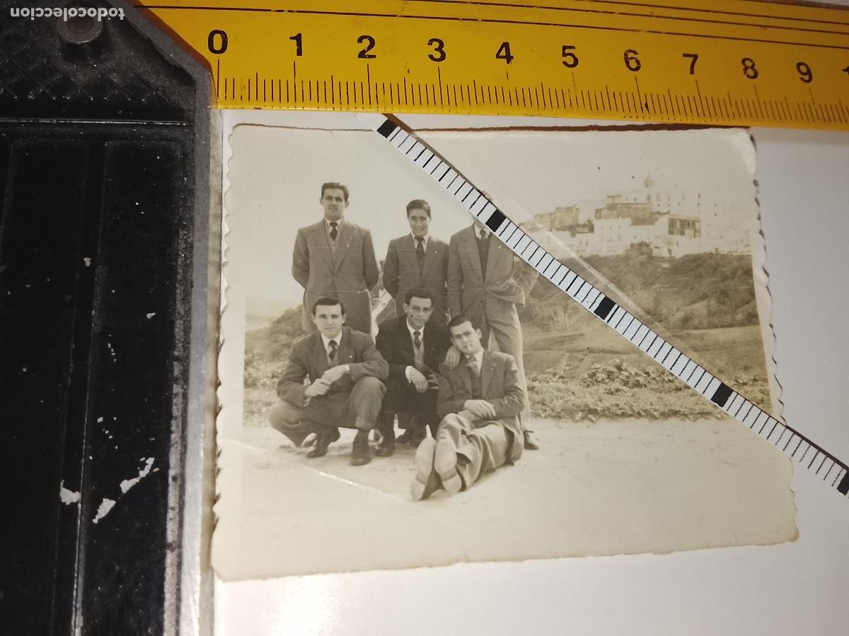 Fotograf&iacute;a antigua: FOTOGRAFIA ANTIGUA FAMILIA VEJER - UBRIQUE - CADIZ - POSANDO BAJO EL PUEBLO