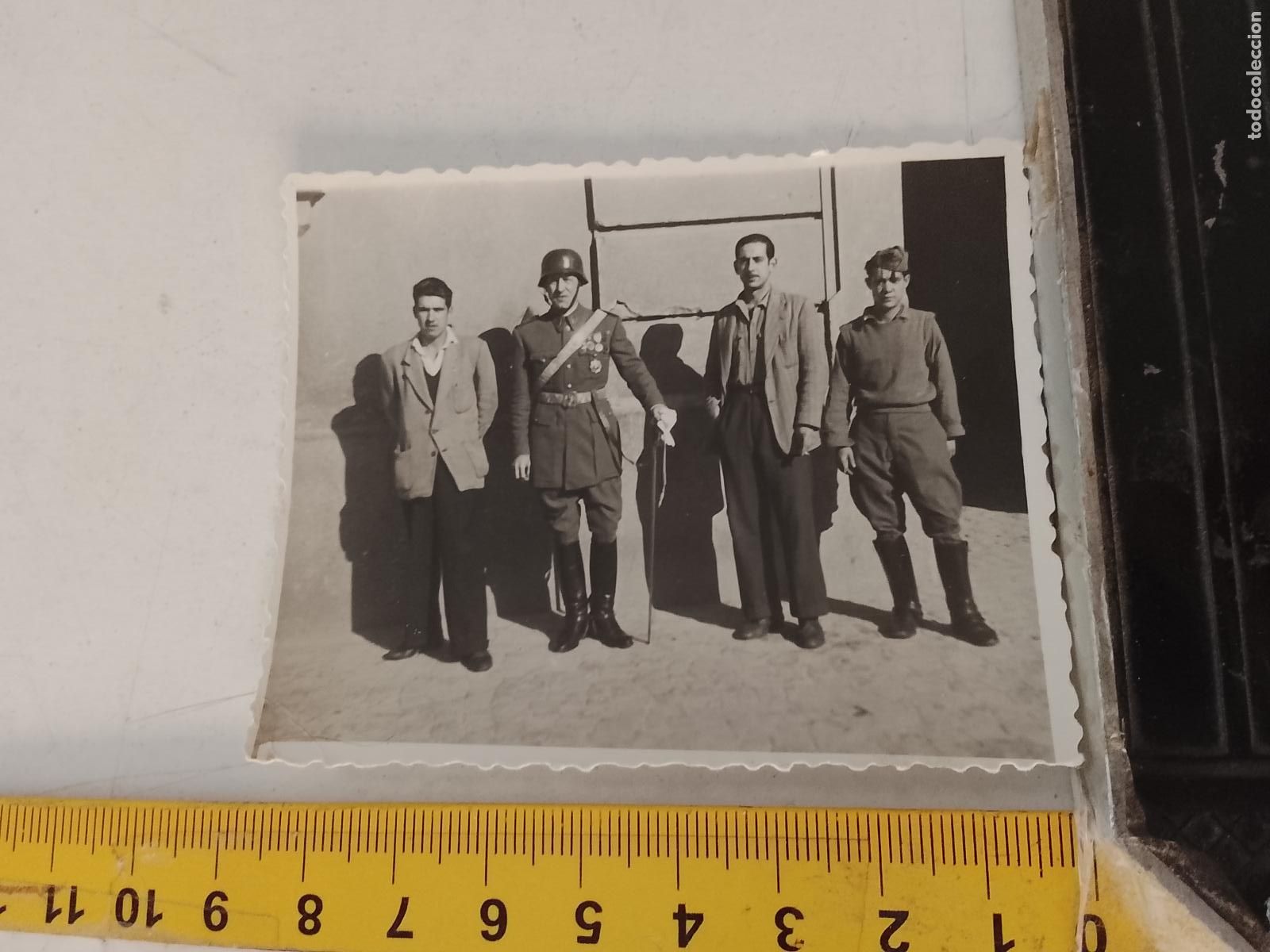 Fotograf&iacute;a antigua: FOTOGRAFIA ANTIGUA FAMILIA VEJER - UBRIQUE - CADIZ - MILITAR GUARDIA CIVIL SABLE ESPADA