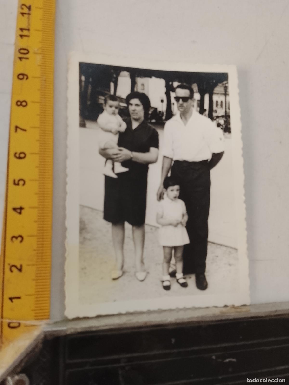 Fotograf&iacute;a antigua: FOTOGRAFIA ANTIGUA FAMILIA VEJER - UBRIQUE - CADIZ - FOTO URUENA IRUN 1968