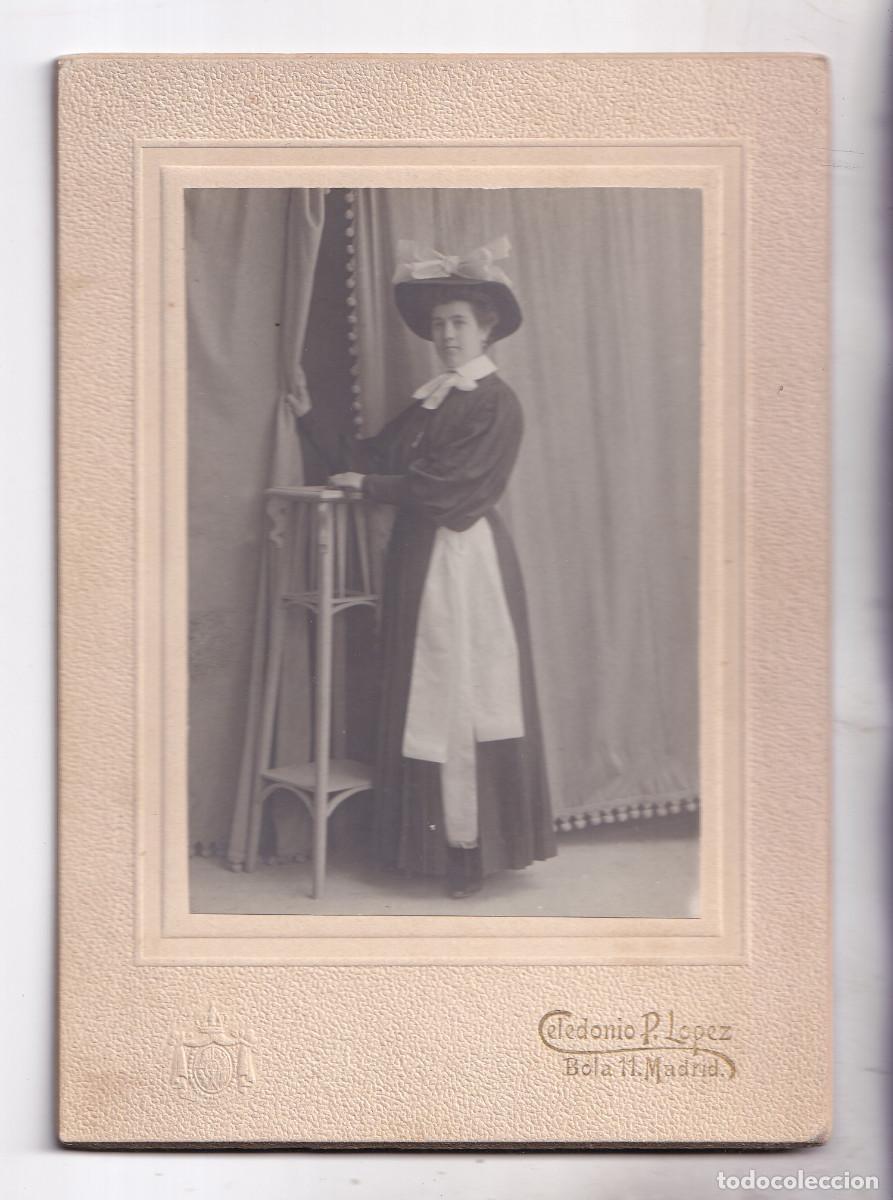 Fotograf&iacute;a antigua: FOTOGRAF&Iacute;A. SE&Ntilde;ORA CON SOMBRERO. FOT&Oacute;GRAFO CELEDONIO P. L&Oacute;PEZ. MADRID