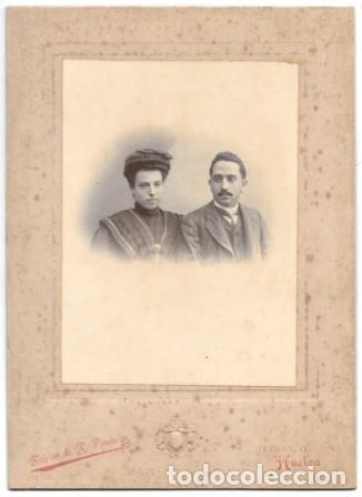 Fotograf&iacute;a antigua: FOTO RETRATO DE PAREJA. FOTOGRAFIA SOBRINO DE R. PAVON (HUELVA). SOBRE 1900 - ALBUMINA-4258