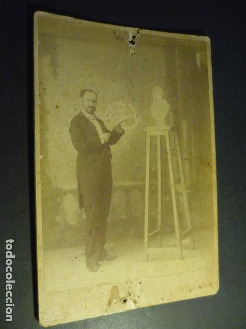 Fotograf&iacute;a antigua: SALAMANCA RETRATO DE MAGO MAGIA ILUSIONISMO HACIA 1880 J. OLIVAN FOTOGRAFIA 2 ALBUMINAS 17 X 23 CM
