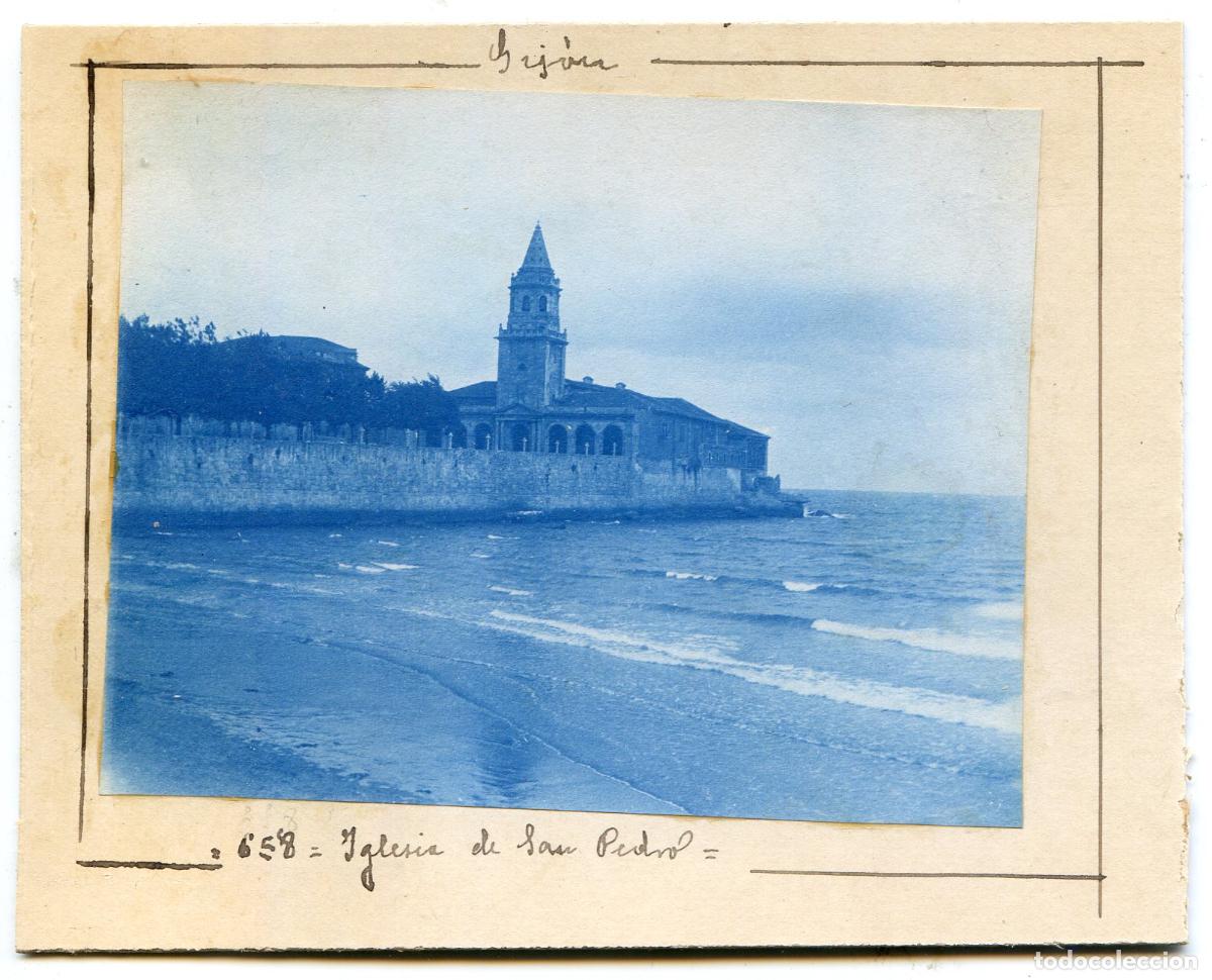Alte Fotografie: Gij&oacute;n. Iglesia de San Pedro. circa 1906, cianotipo