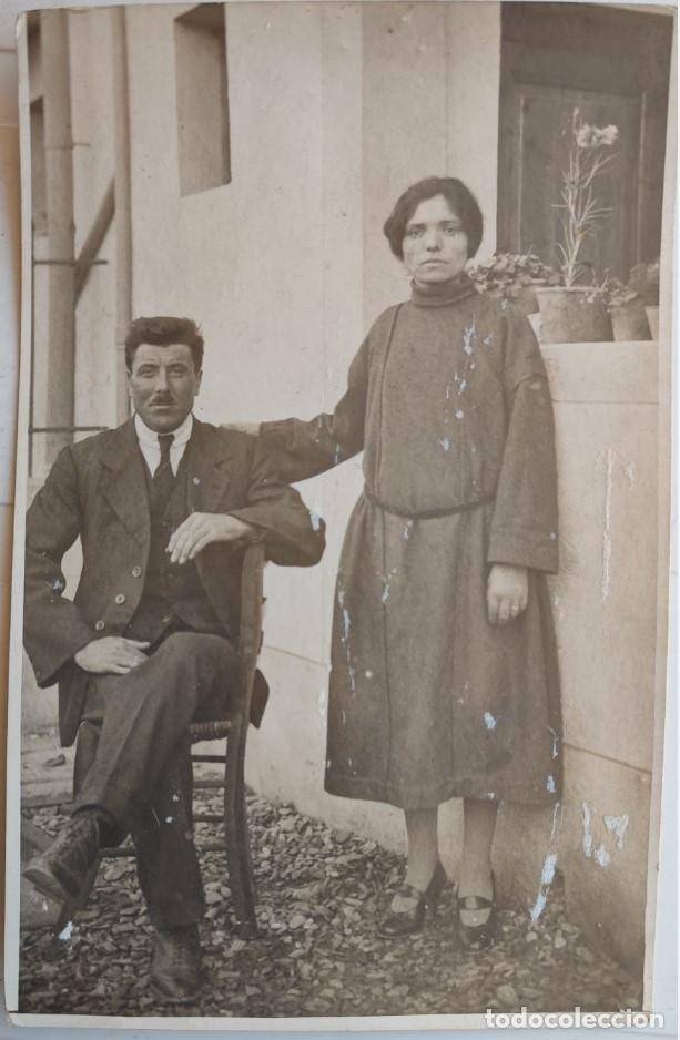 Fotografia antica: FOTOGRAFIA ANTIGUA, PAREJA, PPIOS. SIGLO XX, 13,5 X 8,5 CM