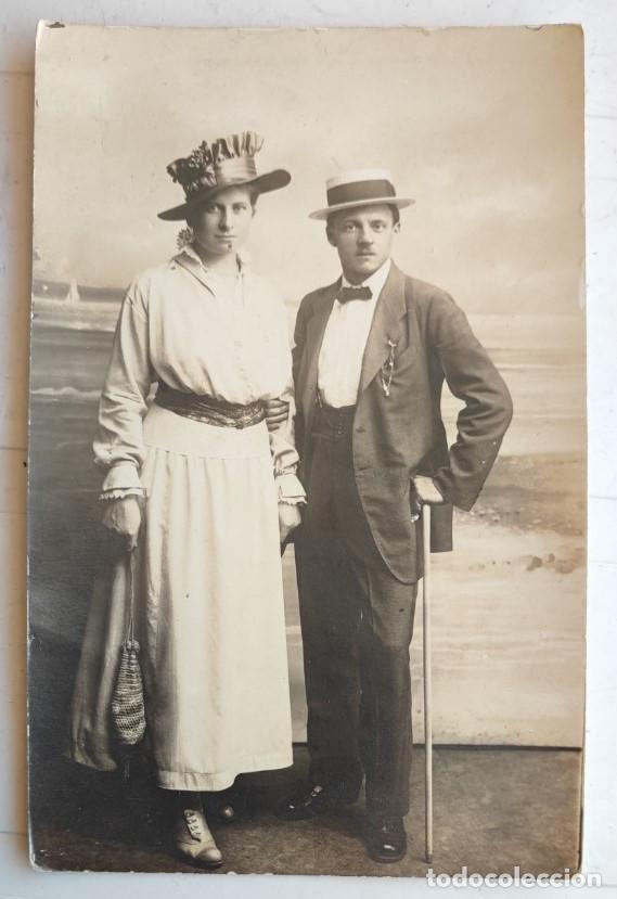 Fotografia antica: FOTOGRAFIA ANTIGUA, MATRIMONIO, PPIOS. SIGLO XX, 14 X 9 CM