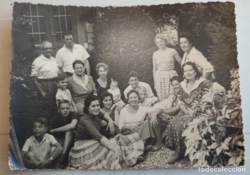 Fotografia antica: FOTOGRAFIA ANTIGUA DE UNA FAMILIA, 10 X 7 CM