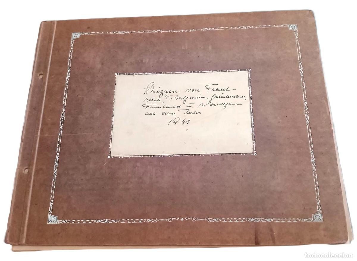 Fotograf&iacute;a antigua: &Aacute;lbum de fotos vac&iacute;o de la Segunda Guerra Mundial