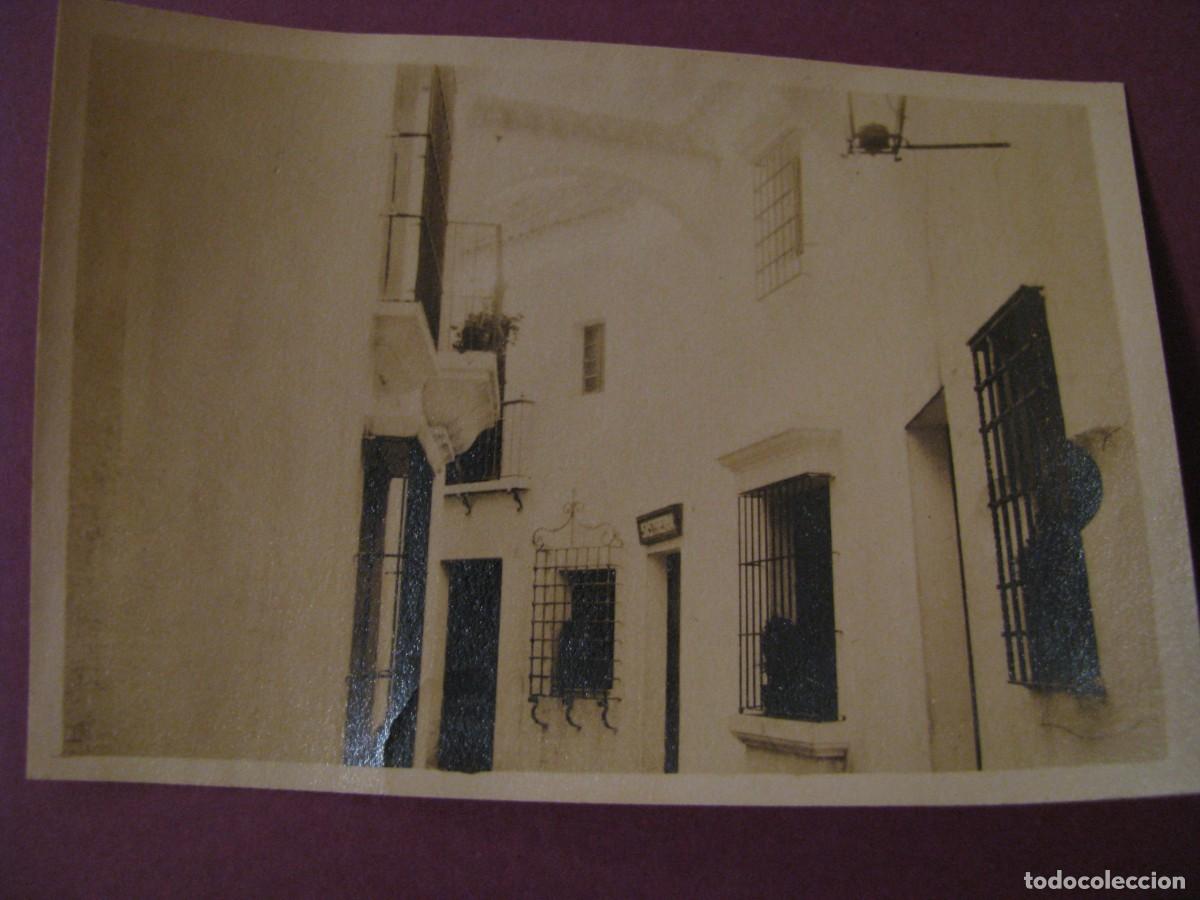 Fotograf&iacute;a antigua: FOTO DE BARCELONA. PUEBLO ESPA&Ntilde;OL, EXPOSICI&Oacute;N. A&Ntilde;O 1930. 8,5X6 CM. CALLE ARCOS