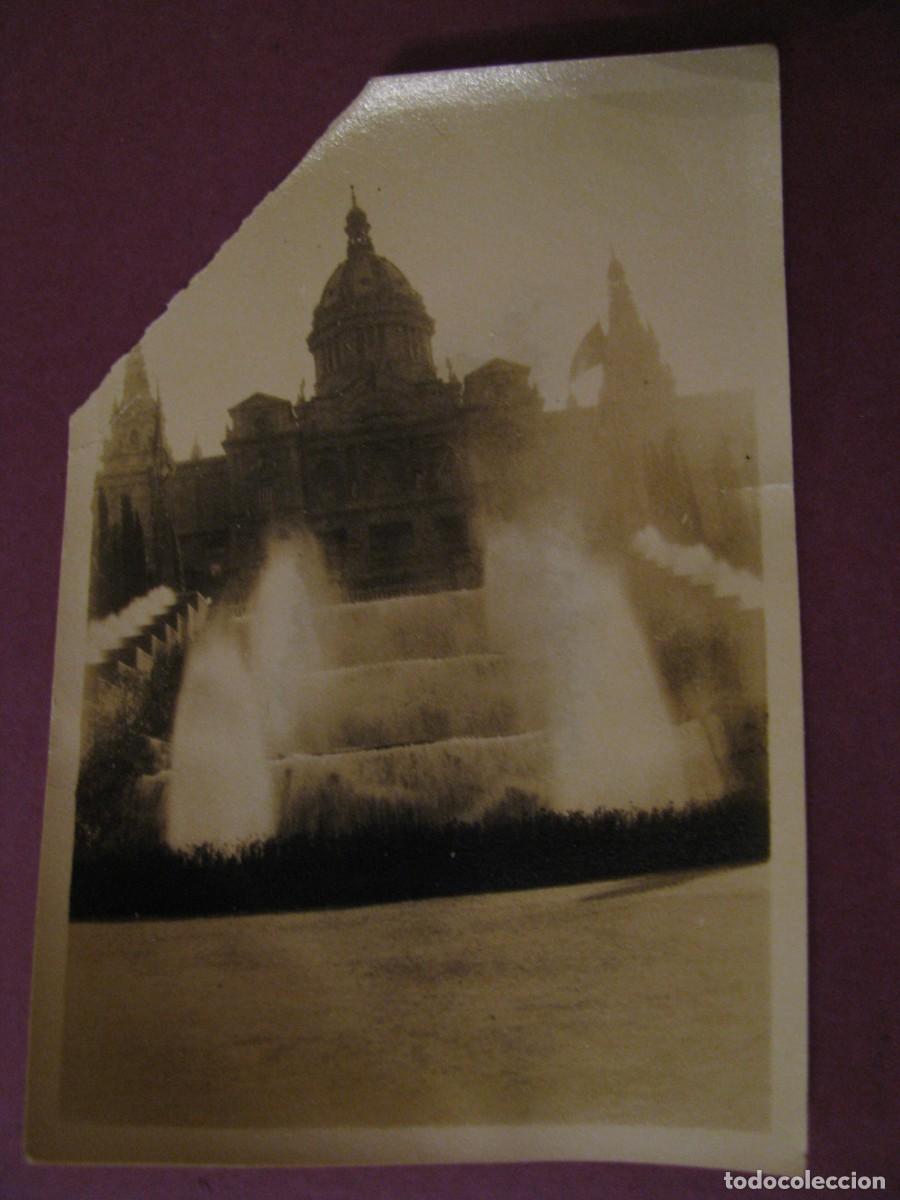 Fotograf&iacute;a antigua: FOTO DE BARCELONA. EXPOSICI&Oacute;N. A&Ntilde;O 1930. 8,5X6 CM. FUENTE MAGICA DE MONTJUICH