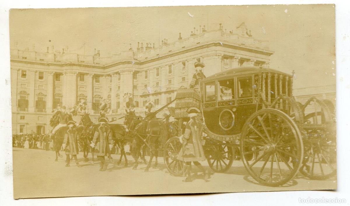 Fotograf&iacute;a antigua: Madrid, carroza real en las bodas reales de Alfonso XIII, circa 1906
