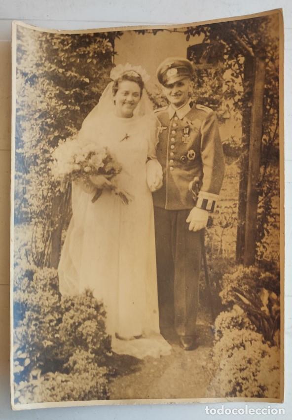 Fotograf&iacute;a antigua: FOTOGRAFIA ANTIGUA, BODA DE SOLDADO ALEMAN, SEGUNDA GUERRA MUNDIAL, WWII, 17,5 X 12,5 CM