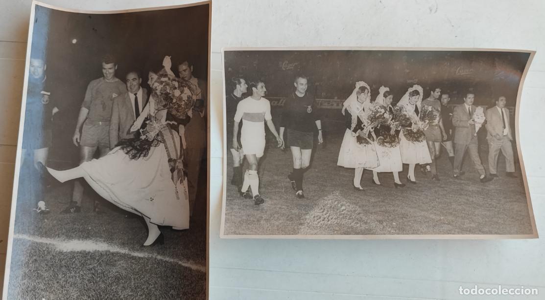 Alte Fotografie: ALEGRIA EN PARTIDO DE FUTBOL, MURCIA 1968, 2 FOTOGRAFIAS ANTIGUAS, FOTO VELEZ 17 X 11,5 CM