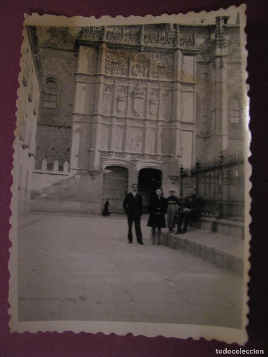 Fotograf&iacute;a antigua: FOTO DE SALAMANCA. FRENTE DE LA FACHADA DE LA UNIVERSIDAD. A&Ntilde;O 1941. 8,5X6 CM