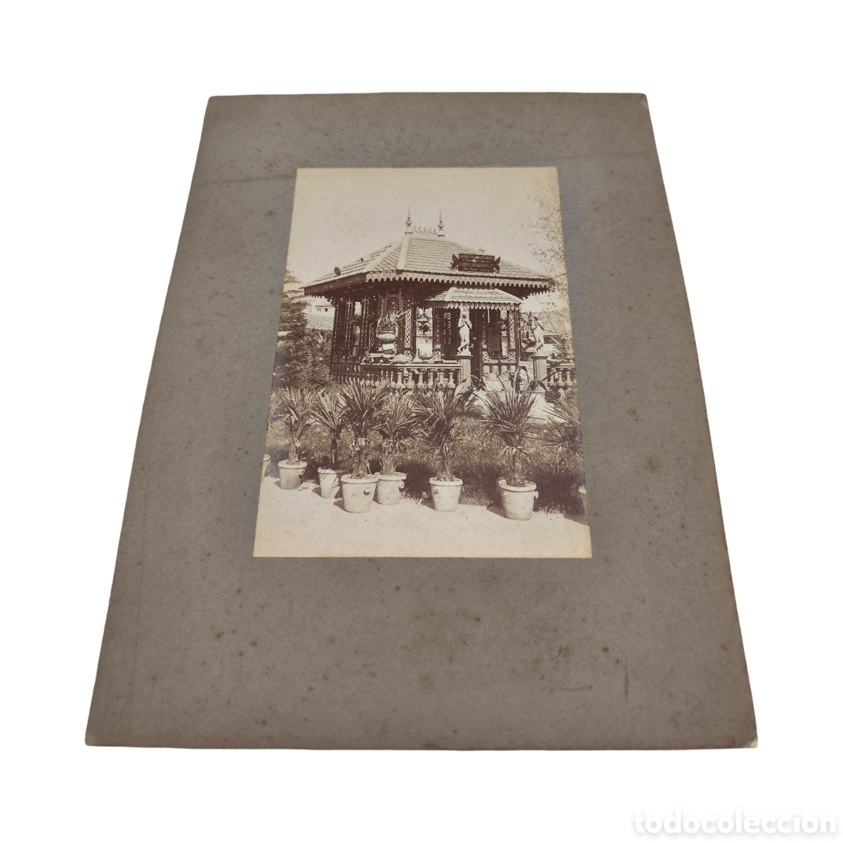 Fotograf&iacute;a antigua: Fotograf&iacute;a Antigua C. 1880-1910 - Elegante Kiosco / Pabell&oacute;n De Jard&iacute;n Con Madera Calada Y Palmeras