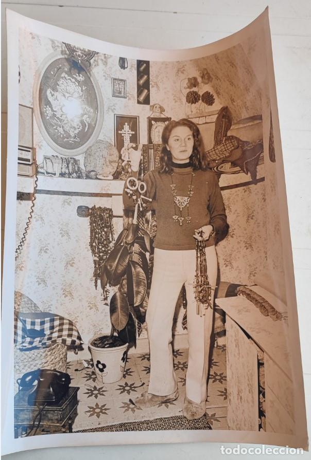 Fotograf&iacute;a antigua: PINTORA DECORADORA Y ACTRIZ REBELDE MAYRATA O'WISIEDO, A&Ntilde;OS 60, FOTOGRAFIA ANTIGUA 20,5 X 16,5 CM