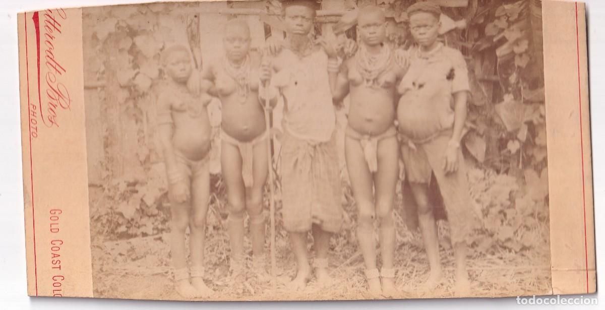 Fotograf&iacute;a antigua: Lutterodt Brothers primeros fot&oacute;grafos de &Aacute;frica Occidental. Grupo de ni&ntilde;os africanos.