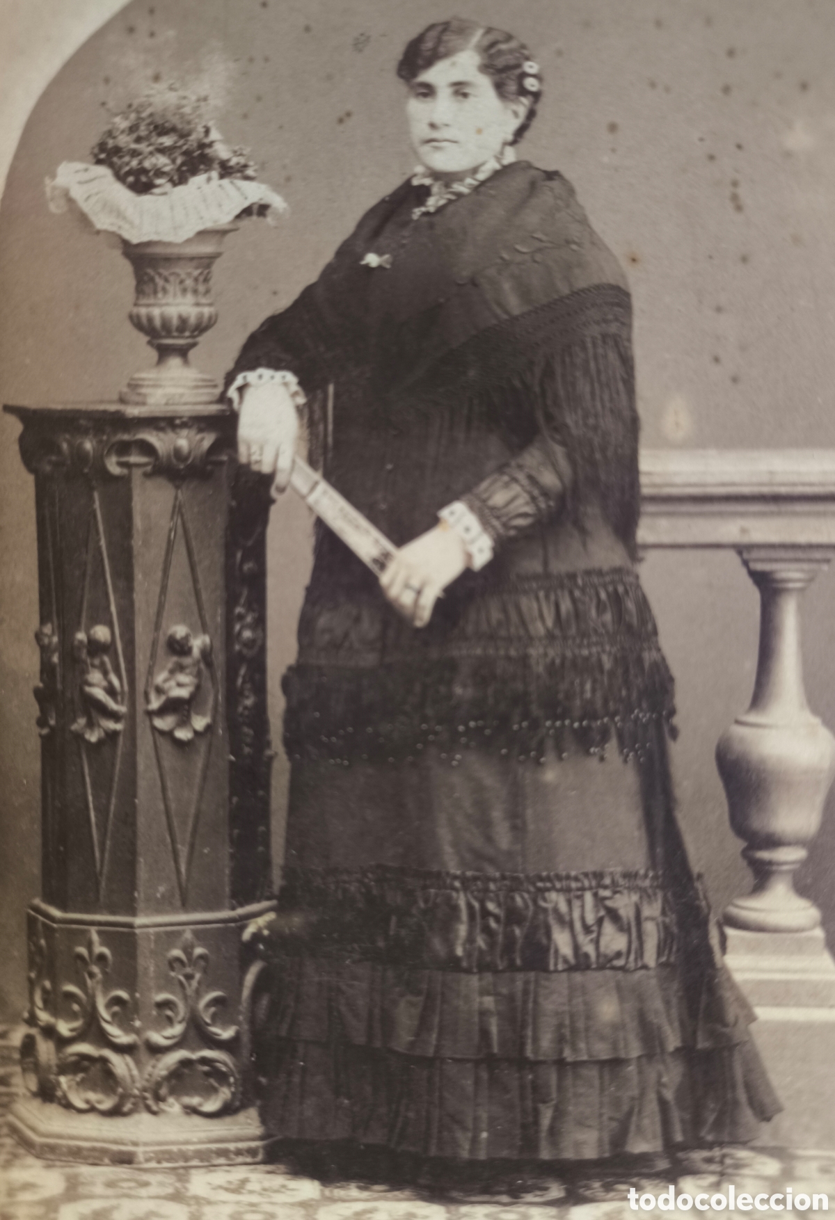 Antique Photography: &Aacute;LBUMINA FOTOGRAF&Iacute;A RETRATO DE ESTUDIO MUJER DE LUTO FOT&Oacute;GRAFO VALENT&Iacute;N PLA VALENCIA C. 1900