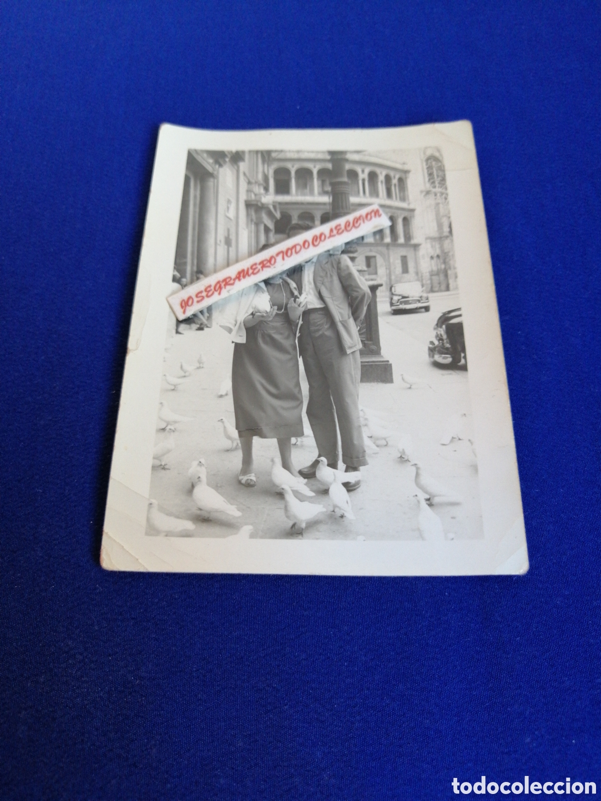 Fotograf&iacute;a antigua: VALENCIA MODELOS POSANDO PLAZA DE LA VIRGEN A&Ntilde;O 1958 SELLO FOTOGR&Aacute;FICO MANUEL S&Aacute;NCHEZ (VALENCIA)