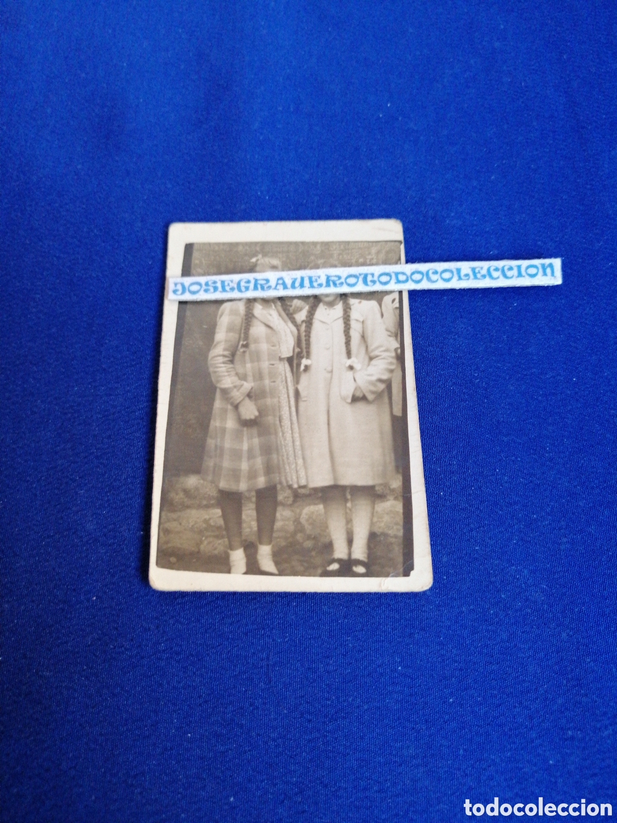 Fotograf&iacute;a antigua: MUJERES MODELOS CON TRENZAS POSANDO FOTOGRAF&Iacute;A ANTIGUA SIGLO PASADO