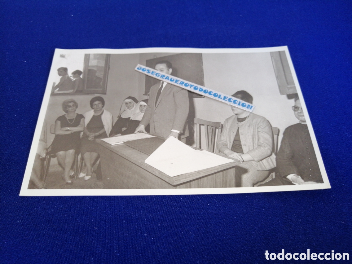 Fotograf&iacute;a antigua: ESCUELA HOGAR CURSO 1963- 64 (TURON) SELLO FOTOGR&Aacute;FICO FOTO MU&Ntilde;IZ (VISTAALEGRE) TURON - ASTURIAS