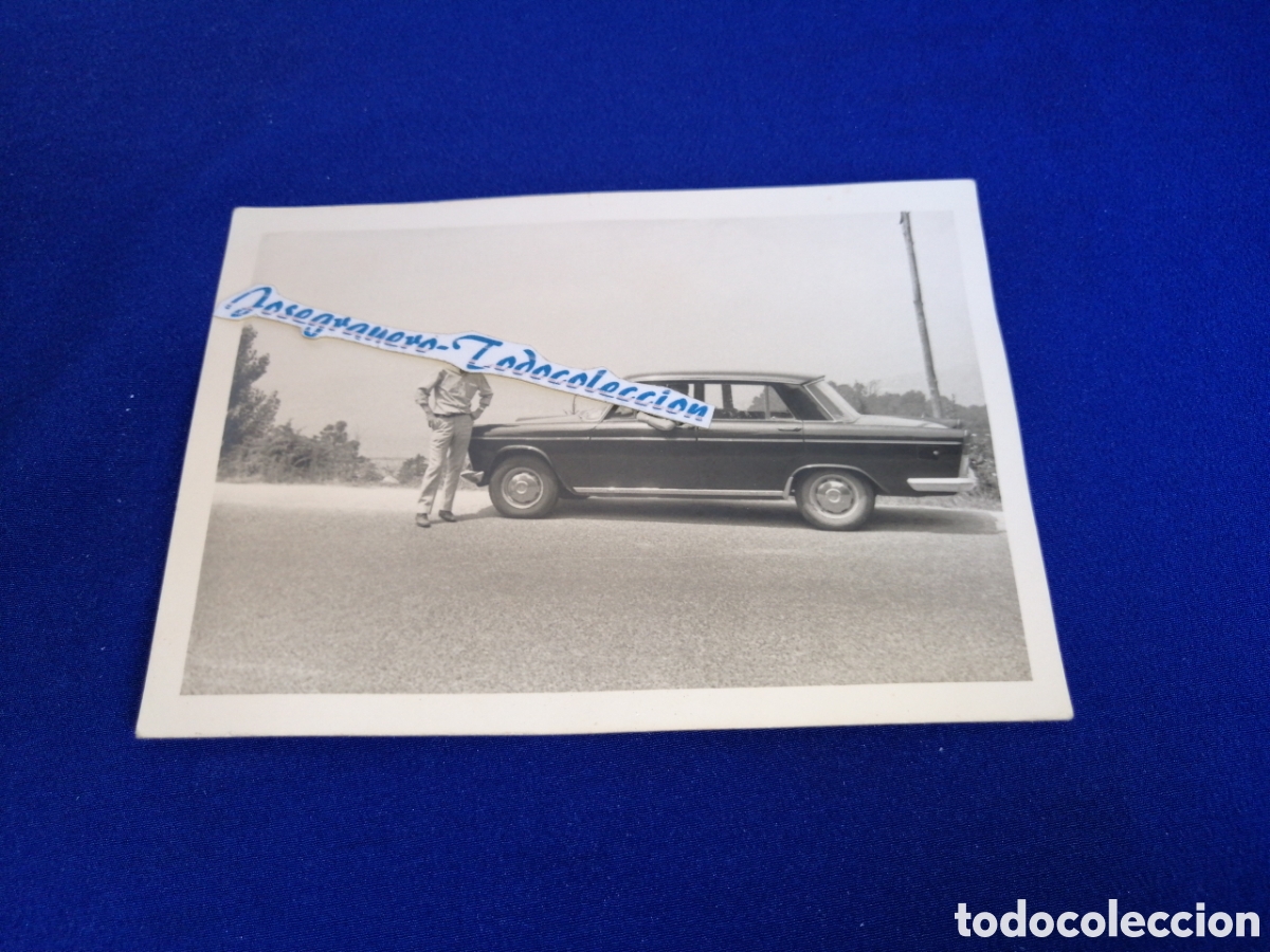 Fotograf&iacute;a antigua: SEAT 1500 COCHE FOTOGRAF&Iacute;A ANTIGUA SIGLO PASADO