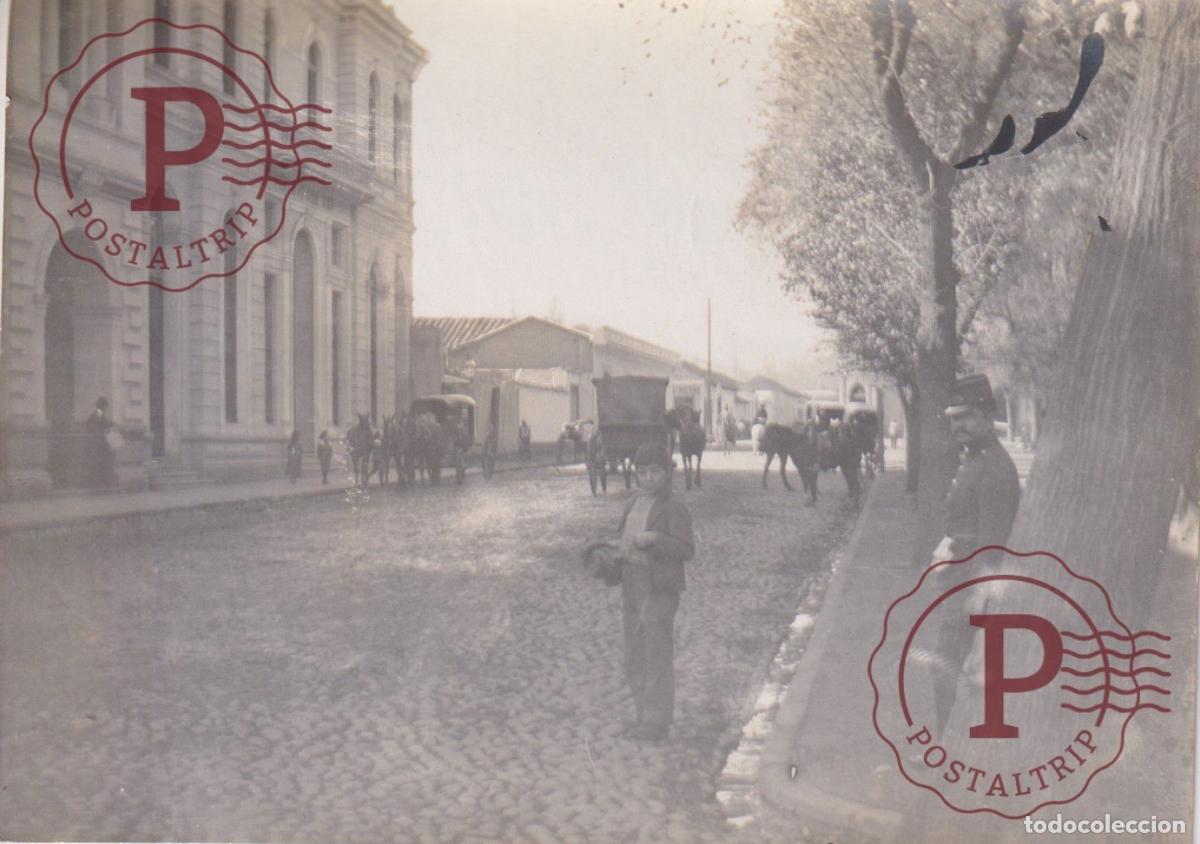 Fotograf&iacute;a antigua: CHILE. FOTO ANTIGUA ANTES 1900 LOS ANDES CHILE CALLE EMPEDRADA CARRUAJES POLICIA 11,5X8,5 POLICE