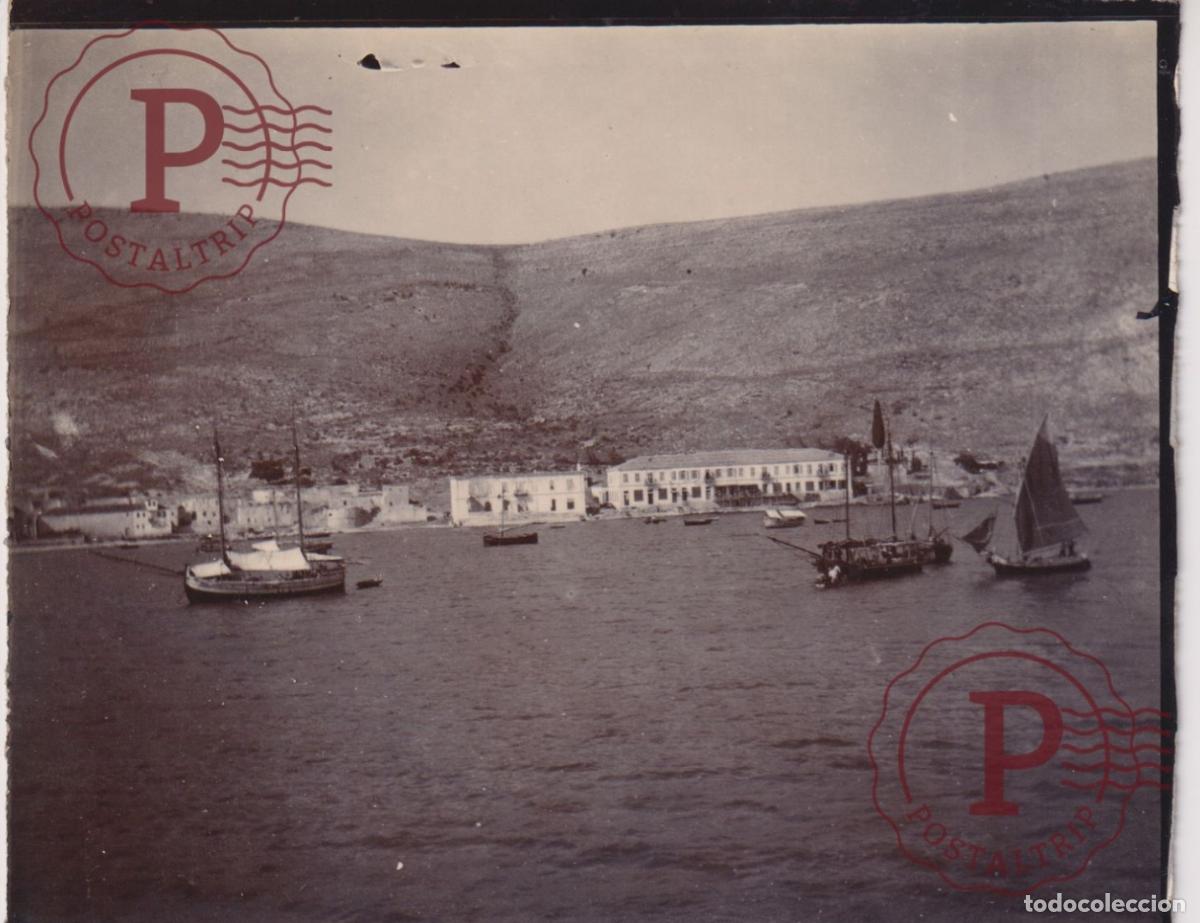 Fotograf&iacute;a antigua: CHILE. FOTO ANTIGUA PUERTO CHILE EMBARCACIONES VELA BAHIA CERROS 12X10 CM BATEAU SHIP