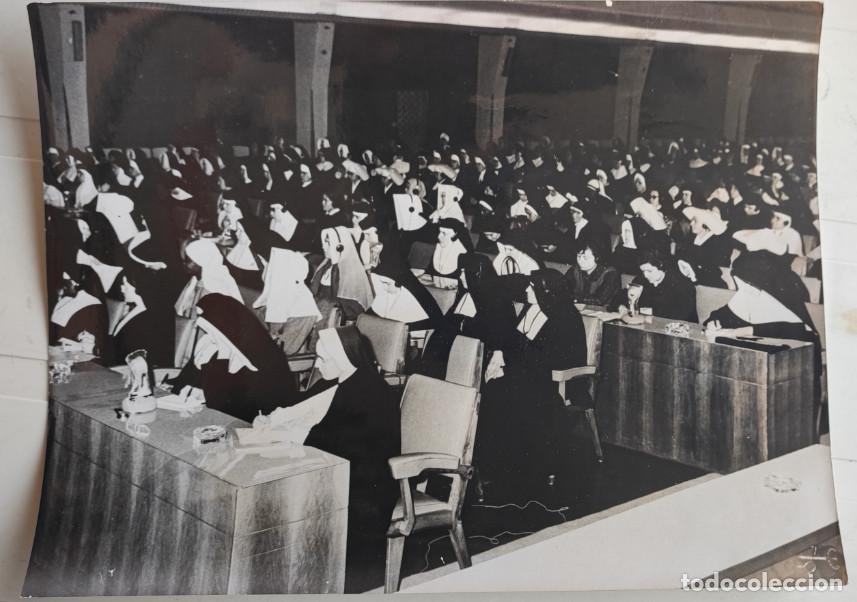 Fotograf&iacute;a antigua: MONJAS EN SEMINARIO DE PREPARACION DE LA FAO, A&Ntilde;OS 60, FOTOGRAFIA, 20,5 X 15,5 CM