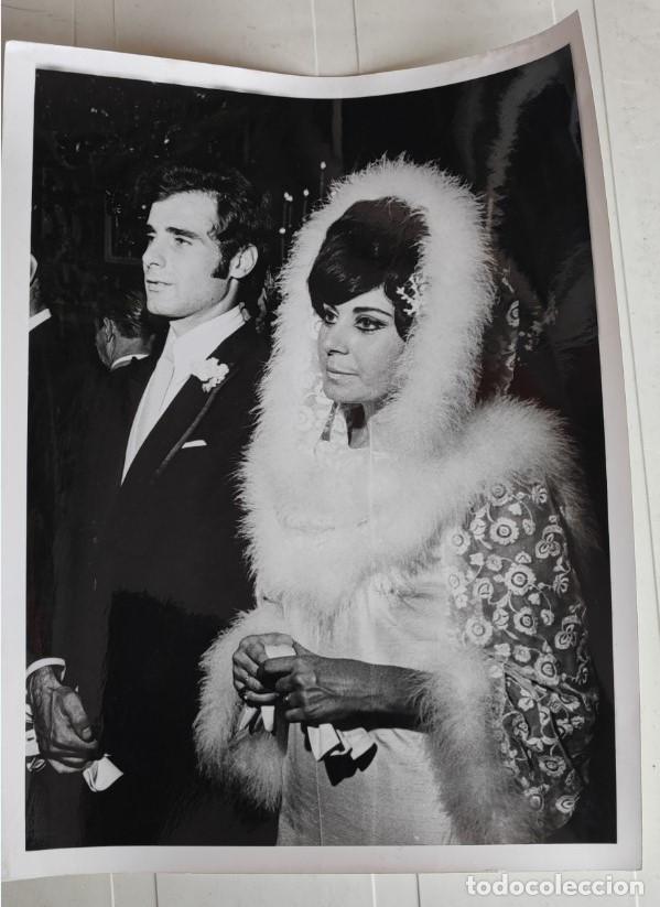 Fotograf&iacute;a antigua: BODA DE PERSONAJES A IDENTIFICAR HACIA 1968, FOTOGRAFIA, 20,5 X 15,5 CM