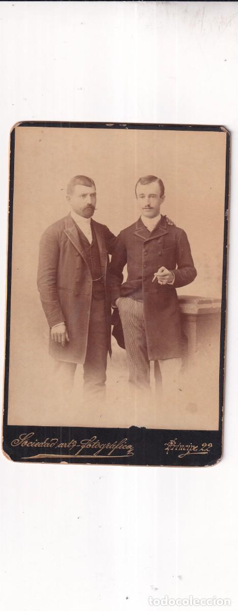 Fotografia antiga: Fotograf&iacute;a pareja de hombres. Sociedad art&iacute;stico fotogr&aacute;fica. Madrid Pr&iacute;ncipe 22