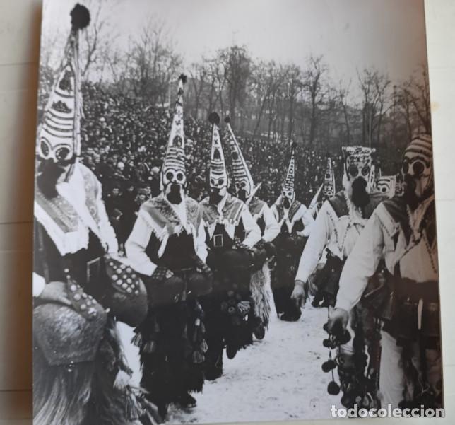 Fotograf&iacute;a antigua: KUKERI, FESTIVAL FOLCL&Oacute;RICO, BULGARIA AOS 60, FOTOGRAFIA, 16,5 X 15,5 CM