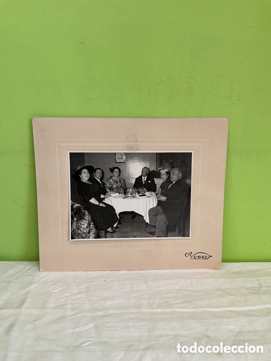 Fotografia antica: Fotograf&iacute;a de banquete &ndash; Vives, Barcelona &ndash; A&ntilde;os 40&ndash;50 aprox.
