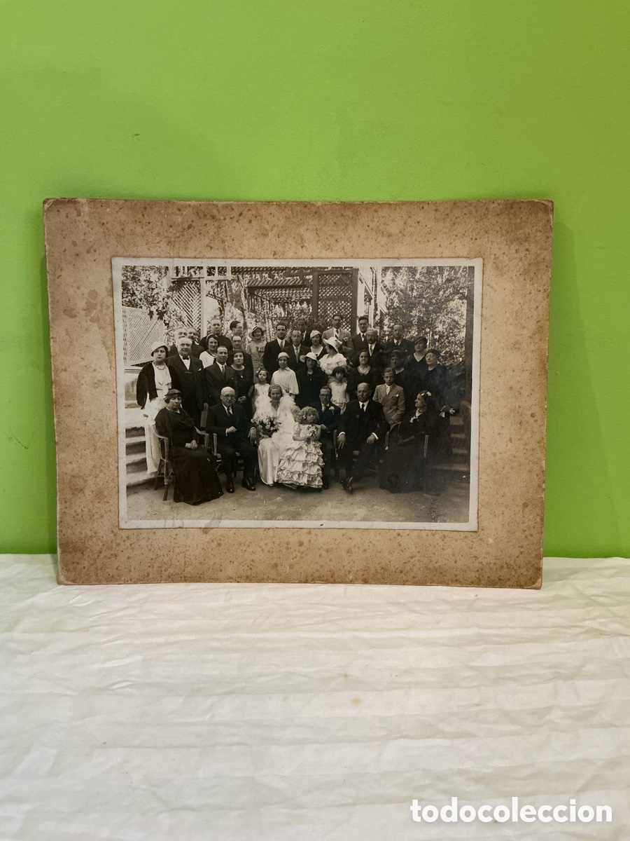 Fotografia antica: Fotograf&iacute;a de boda sobre cart&oacute;n &ndash; A&ntilde;os 20&ndash;30