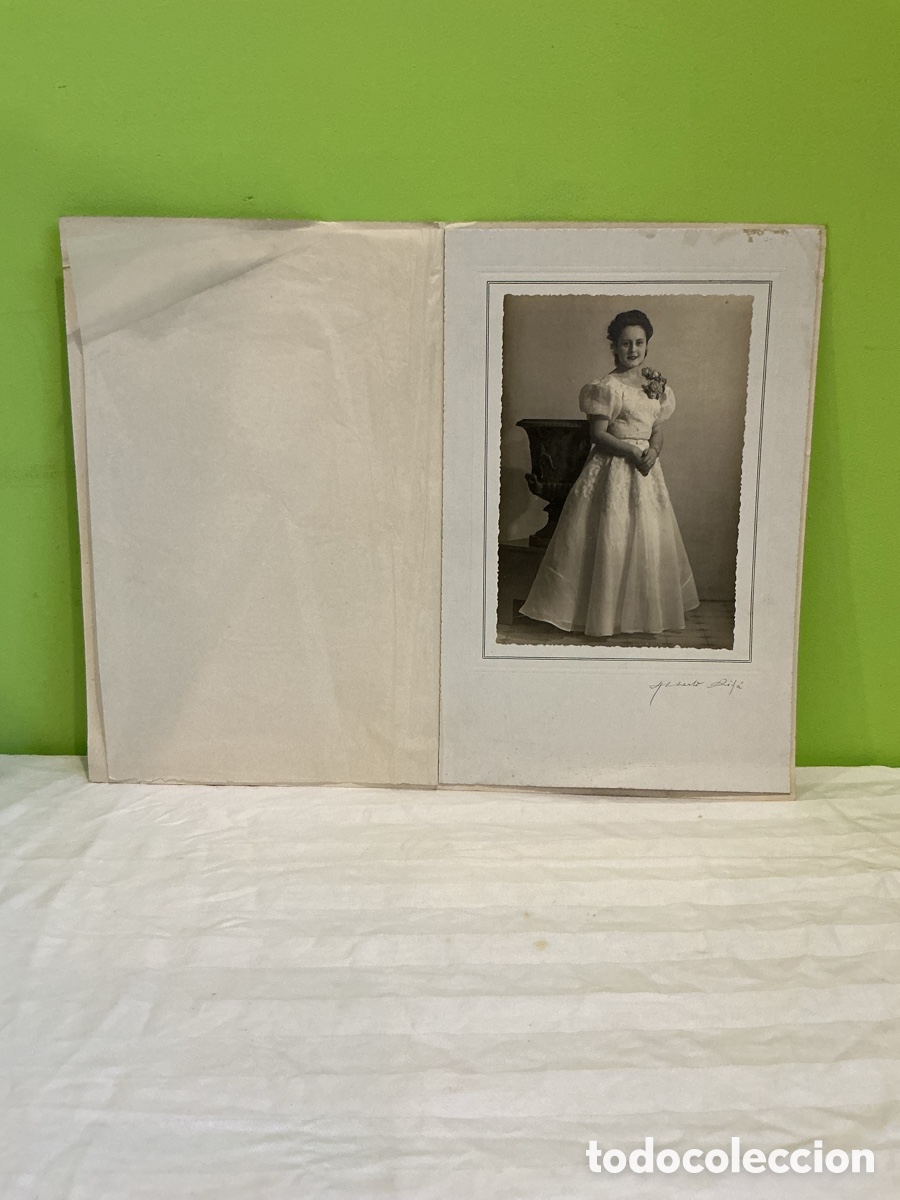 Alte Fotografie: Retrato femenino en carpeta &ndash; A&ntilde;os 30&ndash;40