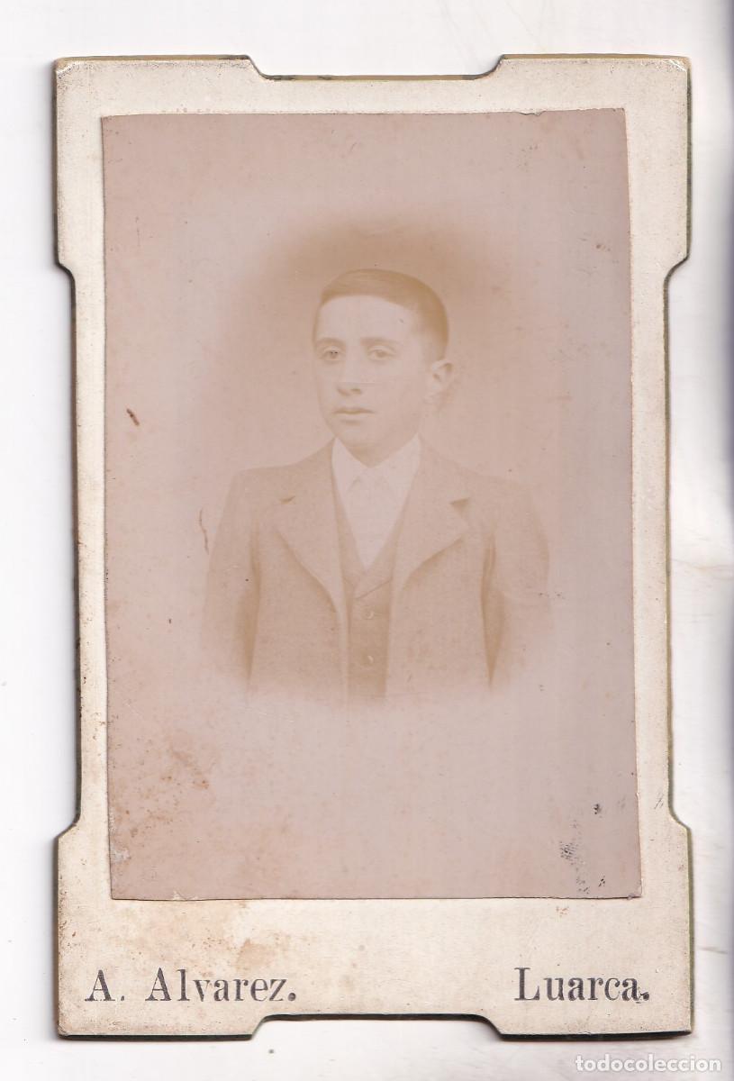 Fotograf&iacute;a antigua: FOTOGRAF&Iacute;A. RETRATO DE UN MUCHACHO. FOT&Oacute;GRAFO: A. &Aacute;LVAREZ. LUARCA. MIERES. ASTURIAS. &Aacute;NGEL &Aacute;LVAREZ