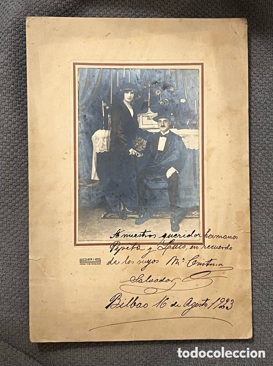 Photographie ancienne: BILBAO. LLOPIS, Estudio fotogr&aacute;fico.. Retrato Burgues&iacute;a Bilba&iacute;na. Mar&iacute;a Cristina y Salvador (a.1923)
