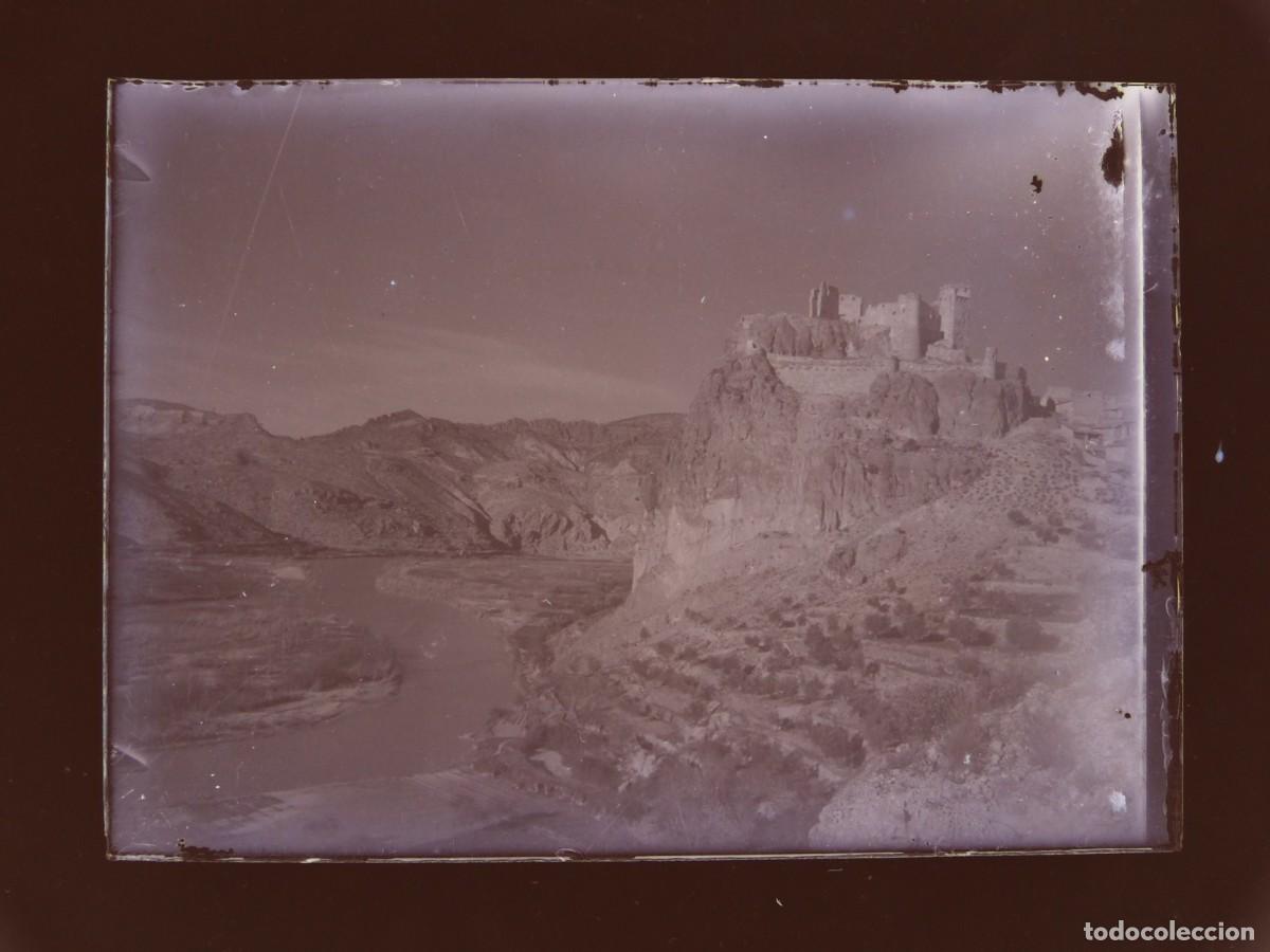 Alte Fotografie: CASTILLO LOARRE, HUESCA?? - ANTIGUA PLACA DE CRISTAL NEGATIVO - A&Ntilde;OS 1940