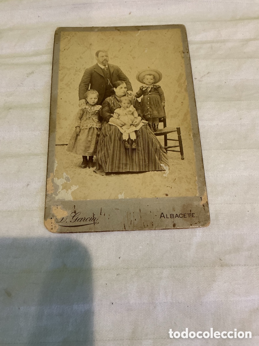 Fotograf&iacute;a antigua: Fotograf&iacute;a de familia. Domingo Garc&iacute;a, Albacete. Finales del siglo XIX.