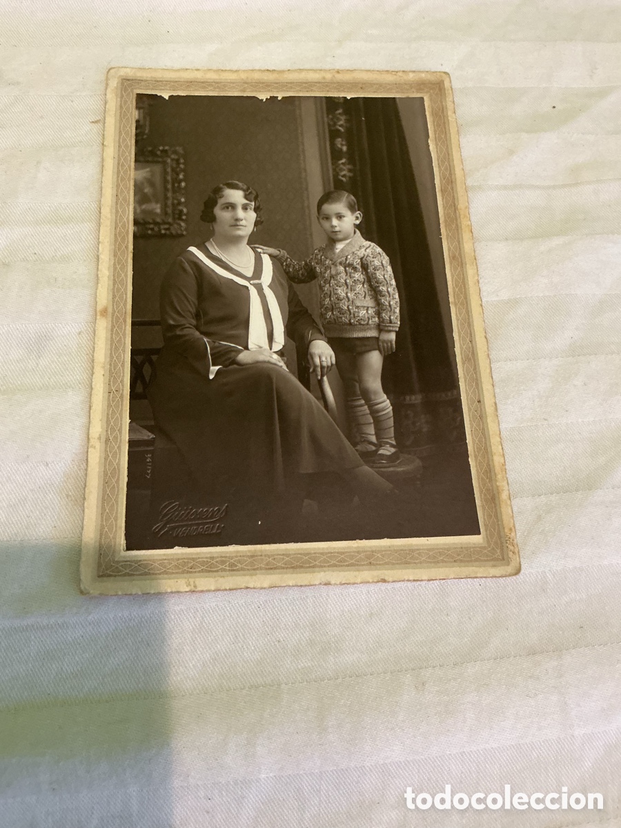 Fotograf&iacute;a antigua: Fotograf&iacute;a postal de mujer y ni&ntilde;o. G&uuml;ixens, Vendrell. Hacia 1920.