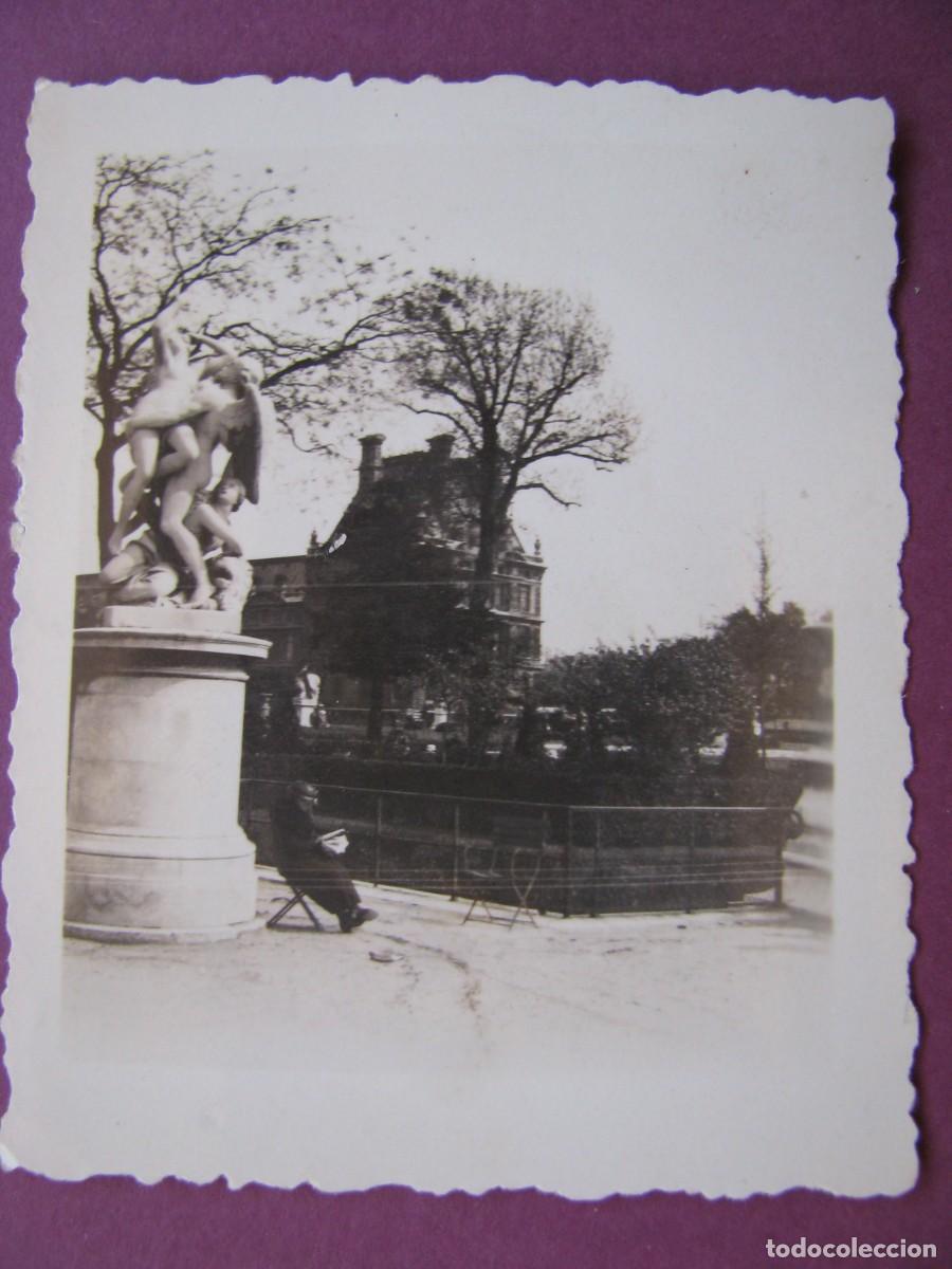 Fotograf&iacute;a antigua: FOTO DE PARIS, FRANCIA. JARDIN DE TUILERIES. A&Ntilde;OS C. 1930. 6,5X5 CM