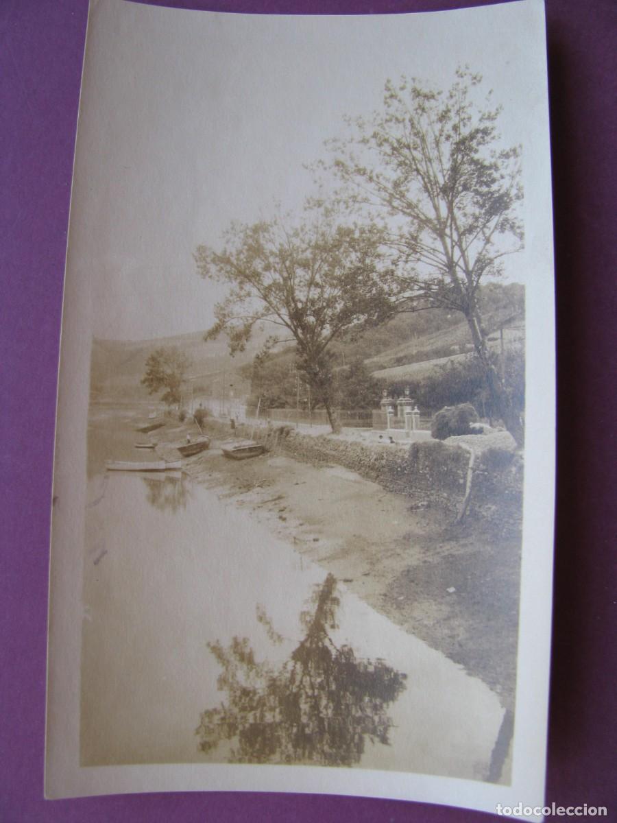 Fotograf&iacute;a antigua: FOTO ORIGINAL DEL A&Ntilde;O 1922. 11X6,5 CM. ZUMAYA, CARRETERA DEBA Y RIO NARRONDO DESDE PUENTE