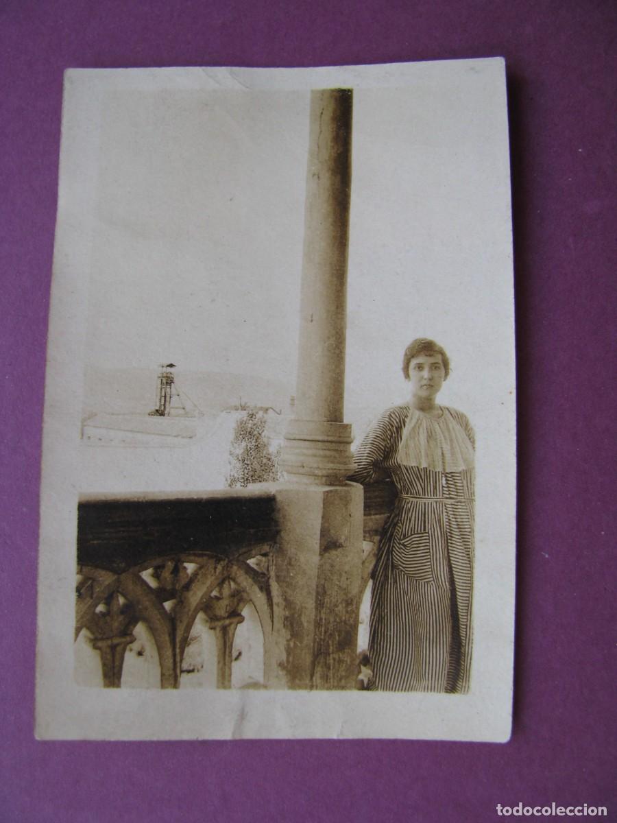 Fotograf&iacute;a antigua: FOTO DEL A&Ntilde;O 1922. PAIS VASCO. UNA MUJER. 7X5 CM