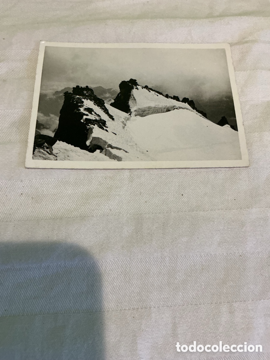 Fotograf&iacute;a antigua: Antigua fotograf&iacute;a original de alta monta&ntilde;a &ndash; Cumbre nevada, glaciar y alpinismo