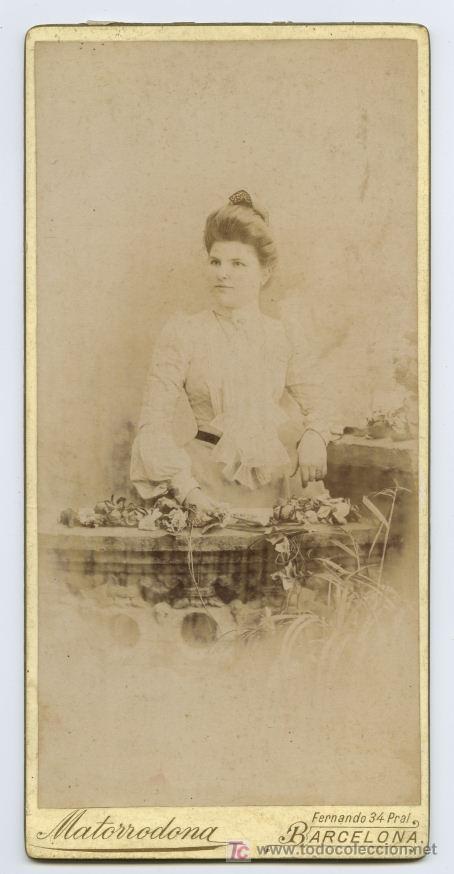 Photographie ancienne: CDV. BONITA fotograf&iacute;a de SE&Ntilde;ORITA. F: MATORRODONA. BCN