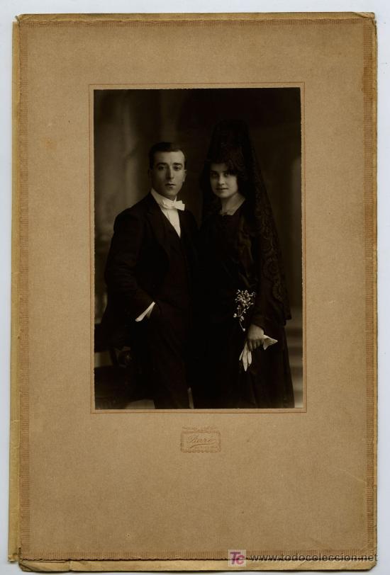 Fotografia antica: FOTO NUPCIAL. Preciosa foto. Circa 1920. F: BAR&Oacute;. BCN