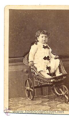 Photographie ancienne: NI&Ntilde;O CON JUGUETE CDV.  FOTO MOLINE Y ALBAREDA