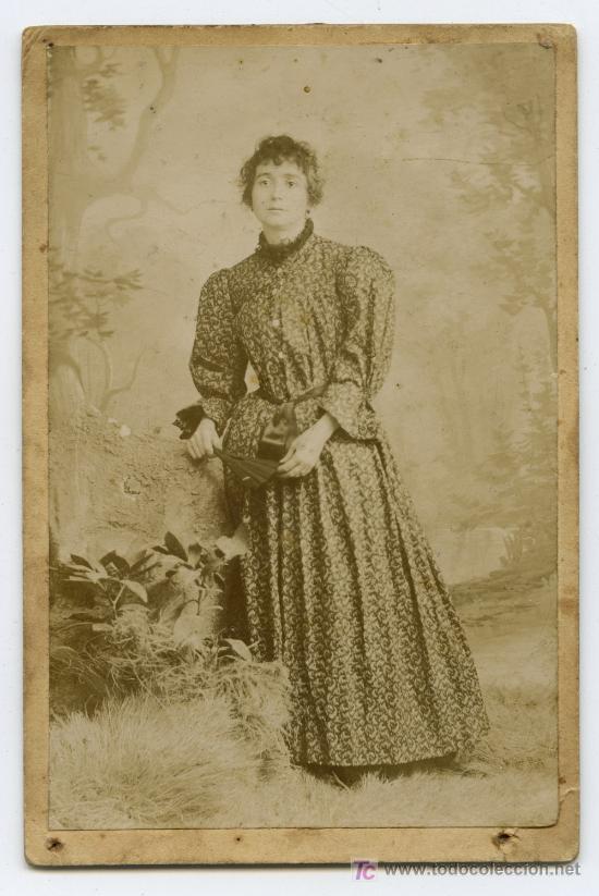 Photographie ancienne: JOVEN SE&Ntilde;ORA CON ABANICO. Interesante fotogrsf&iacute;a s.XIX. F: E. SAGRIST&Aacute;. BCN