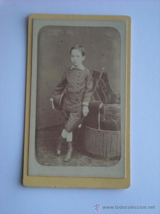 Fotografia antiga: Fotografia Ni&ntilde;o cdv carte de visite Primeros de siglo Francesa Mirar fotografia